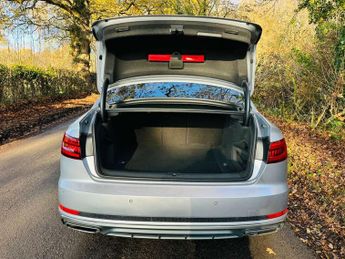 AUDI A4 2.0 A4 S Line 40 TDI Semi-Auto 4dr