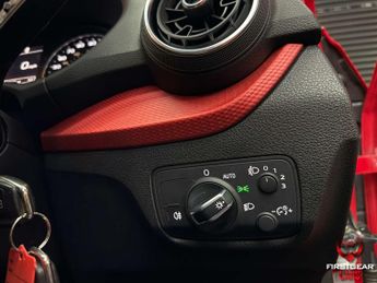 Audi Q2 1.5 TFSI CoD 35 Sport SUV 5dr Petrol S Tronic Euro 6 (s/s) (150 