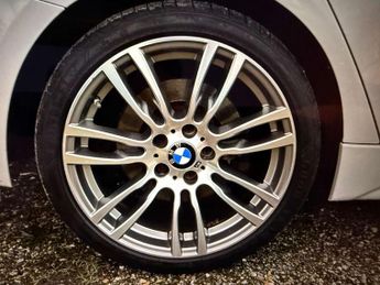 BMW 3 Series 3.0 330d xDrive M Sport Auto 4WD 5dr