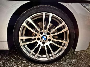 BMW 3 Series 3.0 330d xDrive M Sport Auto 4WD 5dr