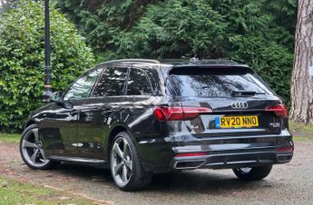 AUDI A4 2.0 A4 Black Edition 40 TDI Quattro Semi-Auto 4WD 5dr