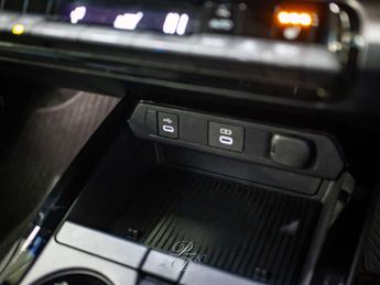 TOYOTA PRIUS 2.0 13.6kWh Design Hatchback 5dr Petrol Plug-in Hybrid CVT Euro 