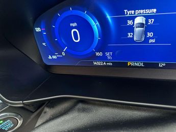 FORD FOCUS 1.0 Focus Active X Auto 5dr