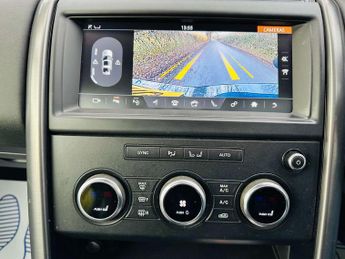 LAND ROVER DISCOVERY 3.0 Discovery Landmark SD6 Auto 4WD 5dr