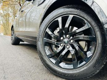 LAND ROVER DISCOVERY 3.0 Discovery Landmark SD6 Auto 4WD 5dr