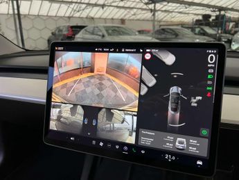 TESLA MODEL 3 Model 3 Performance AWD 4WD 4dr