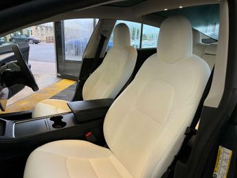 TESLA MODEL 3 Model 3 Performance AWD 4WD 4dr