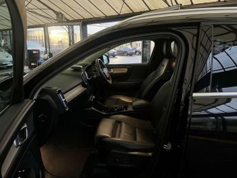 VOLVO XC40 2.0 XC40 Inscription Pro T4 AWD Auto 4WD 5dr