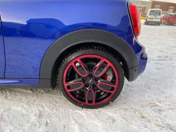 MINI HATCH 2.0 John Cooper Works Automatic 3dr - NATIONAL DELIVERY*