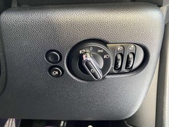 MINI HATCH 2.0 John Cooper Works Automatic 3dr - NATIONAL DELIVERY*