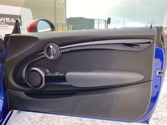 MINI HATCH 2.0 John Cooper Works Automatic 3dr - NATIONAL DELIVERY*