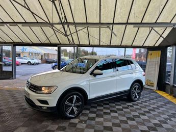 VOLKSWAGEN TIGUAN 2.0 Tiguan SE TDI BlueMotion Technology 4Motion Semi-Auto 4WD 5d