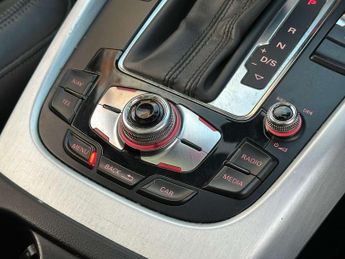 AUDI Q5 2.0 Q5 S Line+ TDI Quattro Auto 4WD 5dr
