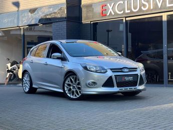 Ford Focus 1.6 TDCi Zetec S Hatchback 5dr Diesel Manual Euro 5 (s/s) (115 p