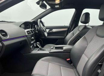 MERCEDES-BENZ C-CLASS 2.1 C220 Sport CDi BlueEfficiency Auto 4dr