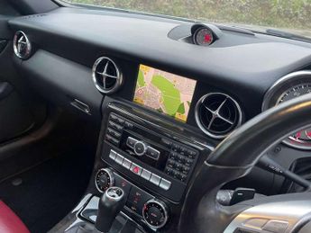 Mercedes-Benz SLK 1.8 SLK 250 AMG Sport BlueEfficiency Auto 2dr