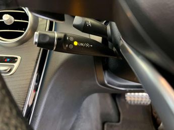 MERCEDES-BENZ C-CLASS 2.1 C220 AMG Line Premium+ D 4Matic Auto 4WD 4dr