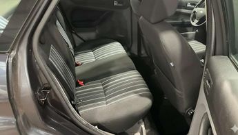FORD FOCUS 1.6 Focus Style Auto 5dr