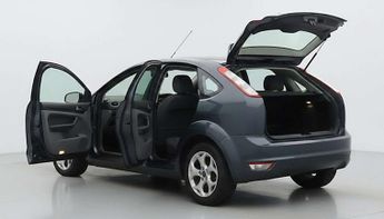FORD FOCUS 1.6 Focus Style Auto 5dr