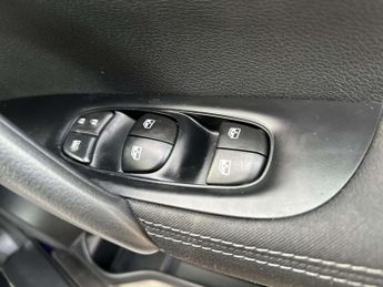 NISSAN QASHQAI 1.2 Qashqai Acenta DiG-T CVT 5dr