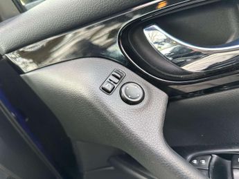 NISSAN QASHQAI 1.2 Qashqai Acenta DiG-T CVT 5dr