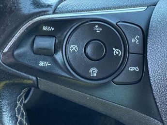 VAUXHALL INSIGNIA 2.0 Insignia Elite Nav TD Auto 5dr