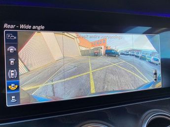 MERCEDES-BENZ E-CLASS 2.0 E 300 AMG Line Premium de Automatic 4dr - NATIONAL DELIVERY*