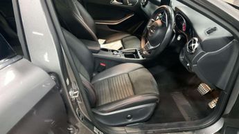 MERCEDES-BENZ GLA 1.6 GLA 200 AMG Line Edition+ Auto 5dr