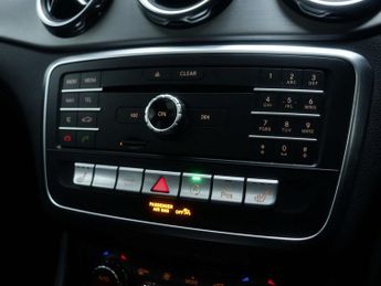 MERCEDES-BENZ GLA 1.6 GLA 200 AMG Line Edition+ Auto 5dr