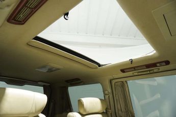 Nissan ELGRAND E51 3.5i