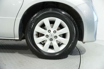 Nissan ELGRAND E51 3.5i