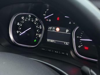 CITROEN SPACETOURER 2.0 Spacetourer Flair Blue HDi S/S Auto 5dr