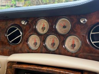 BENTLEY ARNAGE 6.8 Arnage Red Label Auto 4dr