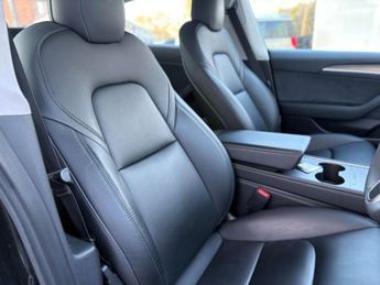 TESLA MODEL 3 Model 3 Long Range AWD 4WD 4dr