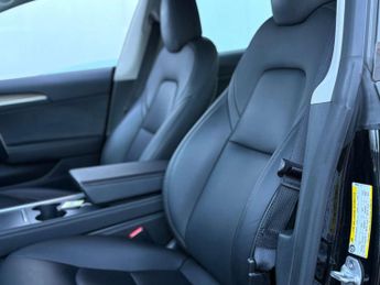 TESLA MODEL 3 Model 3 Long Range AWD 4WD 4dr