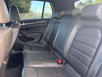 VOLKSWAGEN GOLF 2.0 Golf R DSG 4WD 5dr