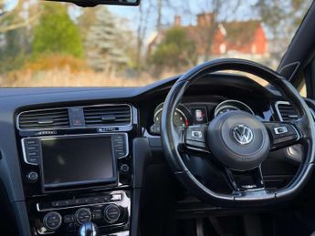 VOLKSWAGEN GOLF 2.0 Golf R DSG 4WD 5dr