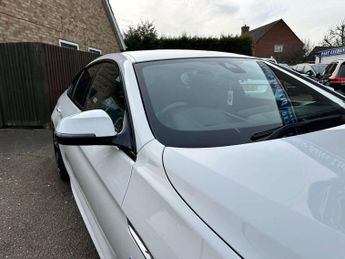 BMW 6 SERIES 3.0 640i M Sport Auto 4dr