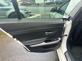 BMW 6 SERIES 3.0 640i M Sport Auto 4dr