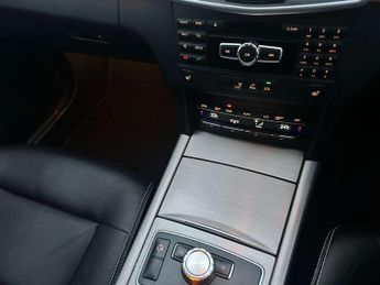 MERCEDES-BENZ E-CLASS 2.1 E220 Sport CDi BlueEfficiency S/S Auto 5dr
