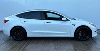 TESLA MODEL 3 Model 3 Long Range AWD 4WD 4dr