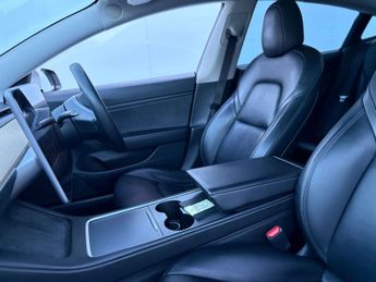 TESLA MODEL 3 Model 3 Long Range AWD 4WD 4dr