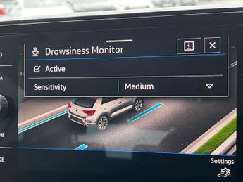 VOLKSWAGEN T-ROC 1.5 T-Roc Match TSI S-A 5dr