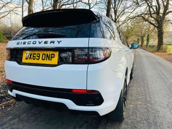 LAND ROVER DISCOVERY SPORT 2.0 Discovery Sport R-Dynamic SE D Auto 4WD 5dr
