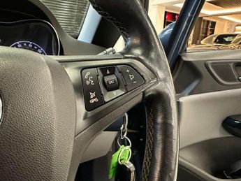 VAUXHALL CORSA 1.4 Corsa SE Auto 5dr