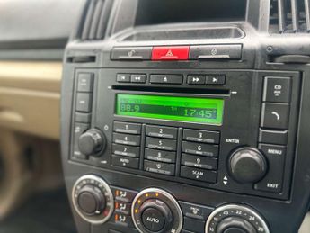 LAND ROVER FREELANDER 2.2 Freelander GS SD4 Auto 4WD 5dr