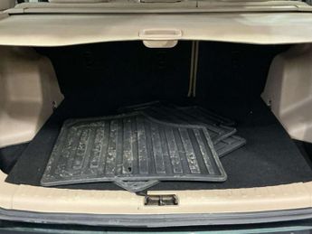 LAND ROVER FREELANDER 2.2 Freelander GS SD4 Auto 4WD 5dr