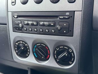 PEUGEOT PARTNER 2.0 Partner Quiksilver HDi 5dr