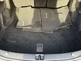 MERCEDES-BENZ C-CLASS 2.0 C 300 AMG Line Premium Auto 4dr