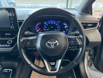 TOYOTA COROLLA 1.8 Corolla Icon HEV CVT 5dr